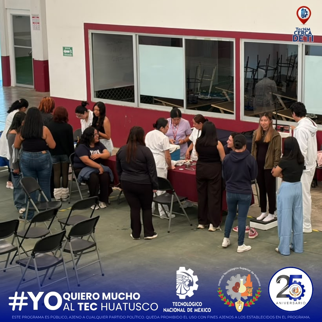 Personal del IMSS durante la Jornada de Salud