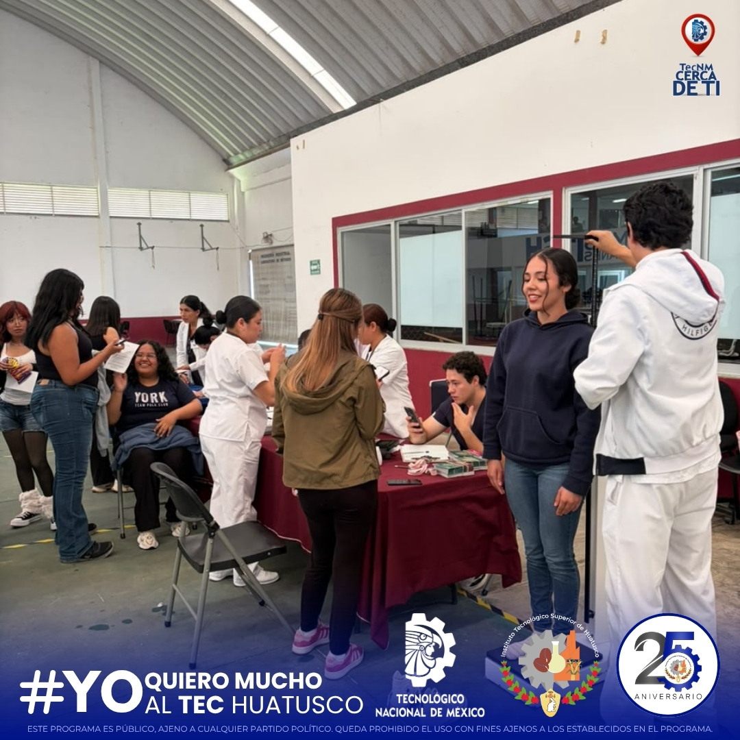 Personal del IMSS durante la Jornada de Salud